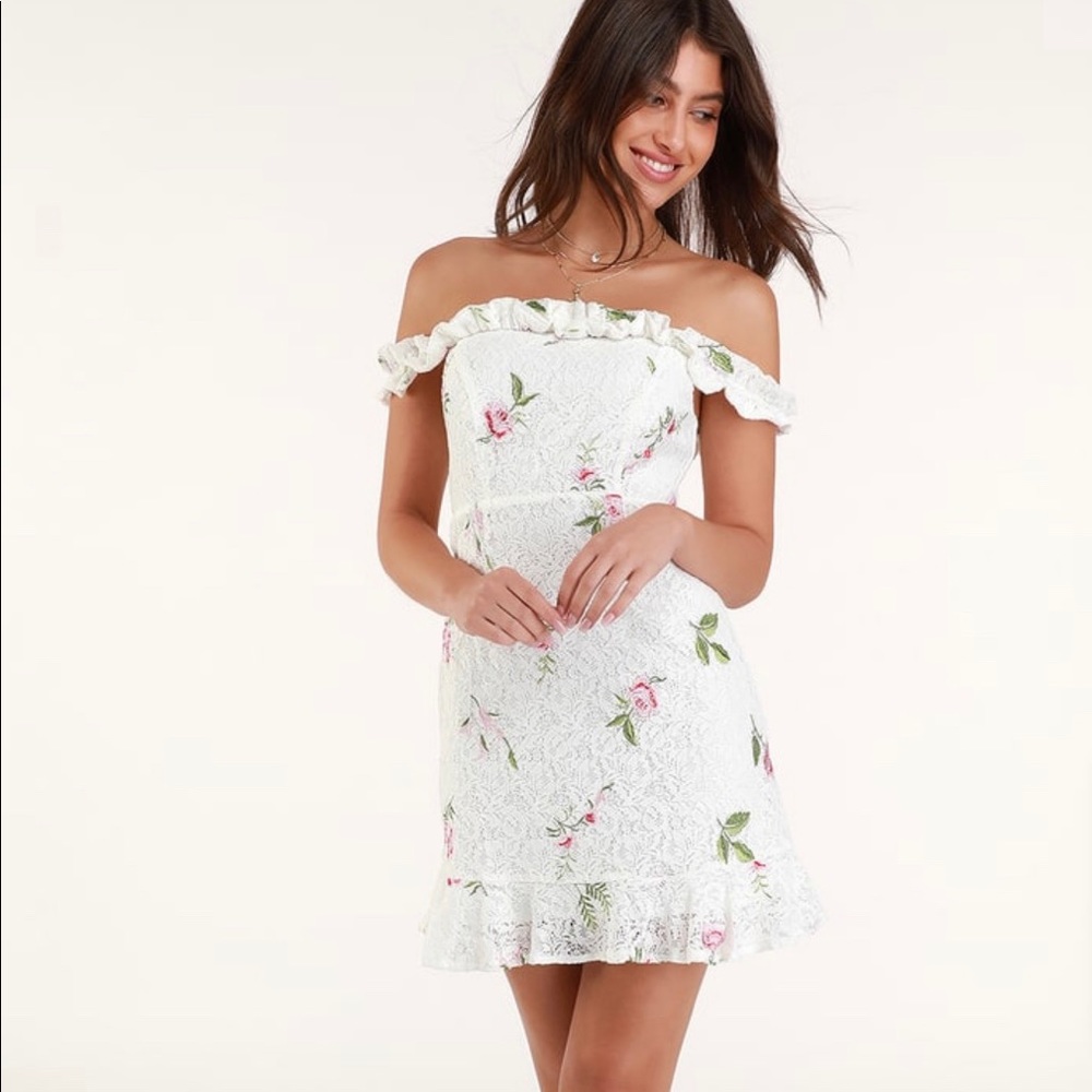 Lulus ASTR Off shoulder dress